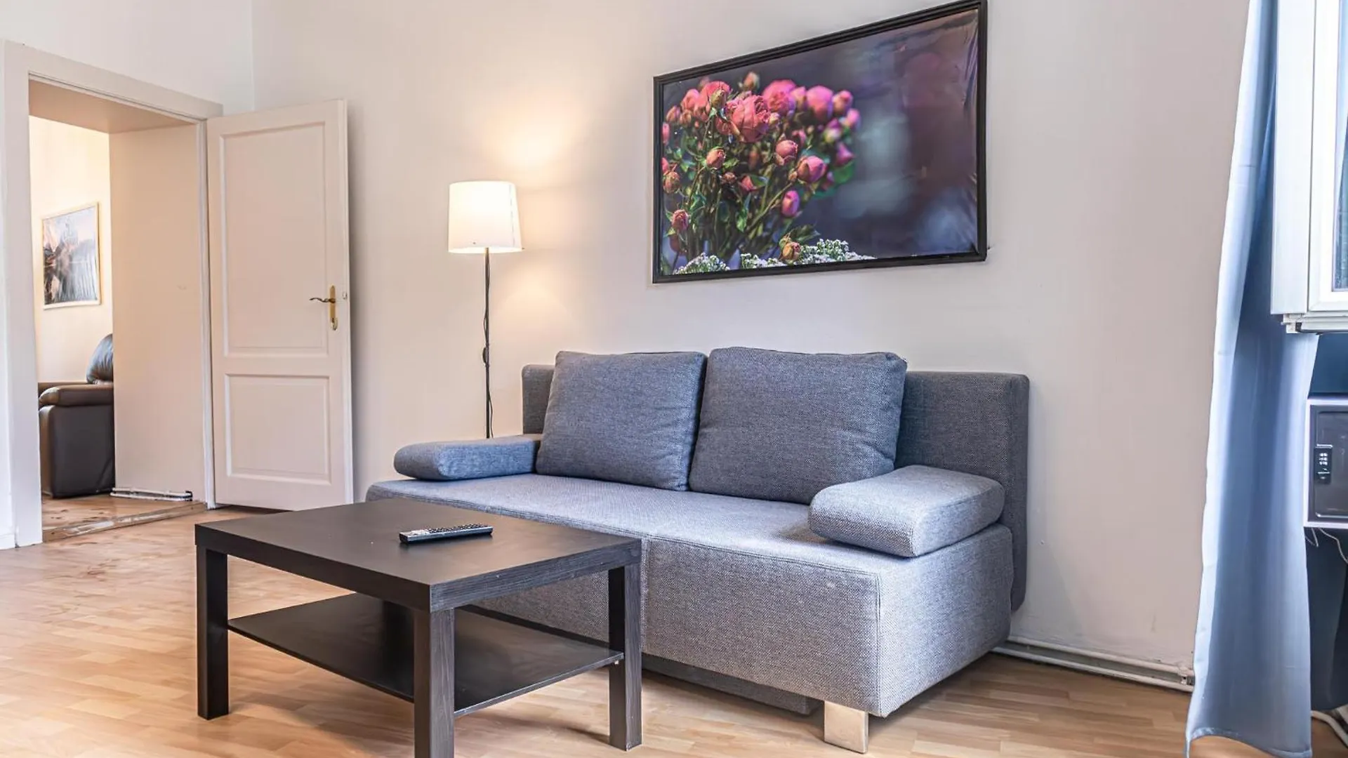 Appartement Pleasant 2Br Apt- Near Train Station Hetzendorf Vienne
